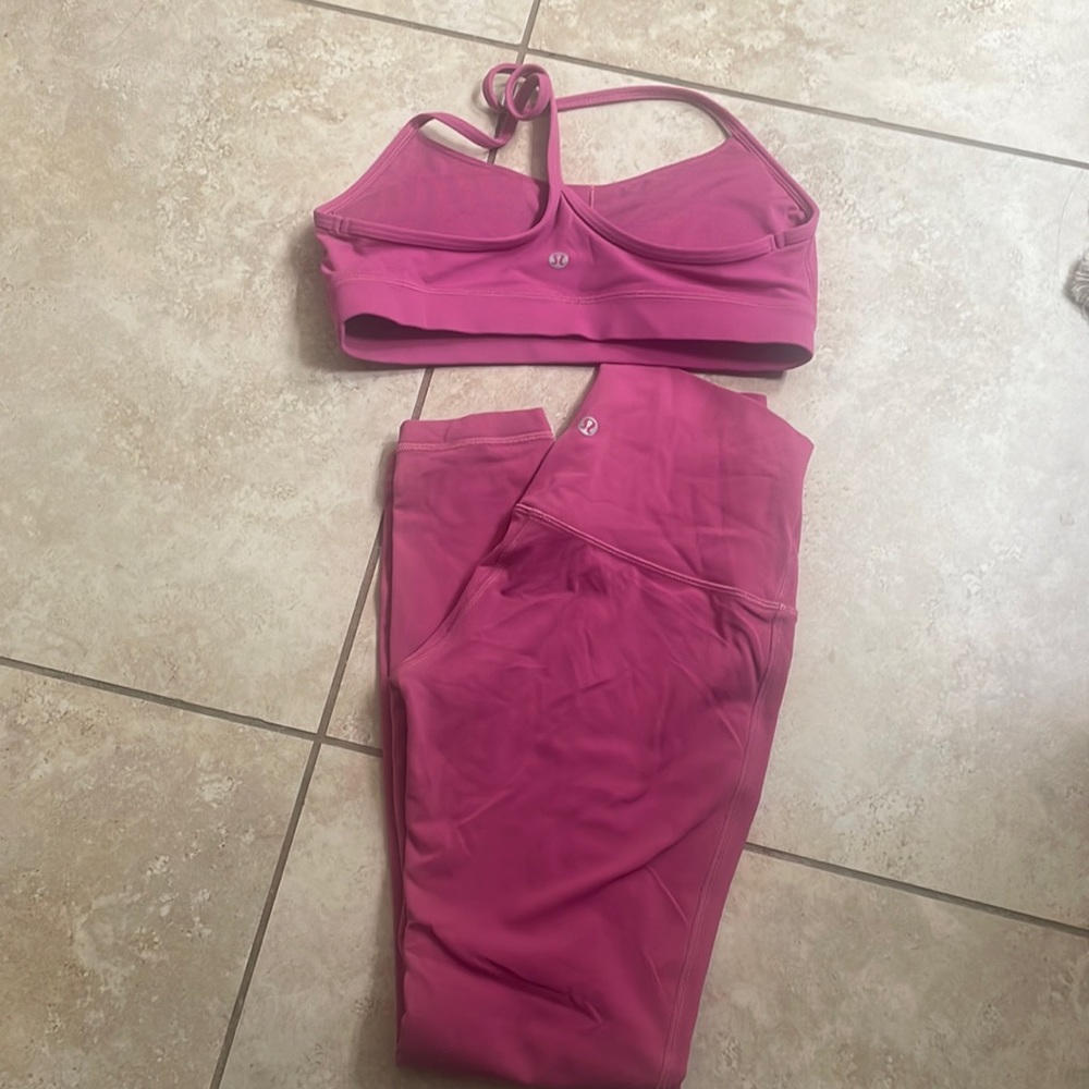 Lululemon set super cute perfect condition